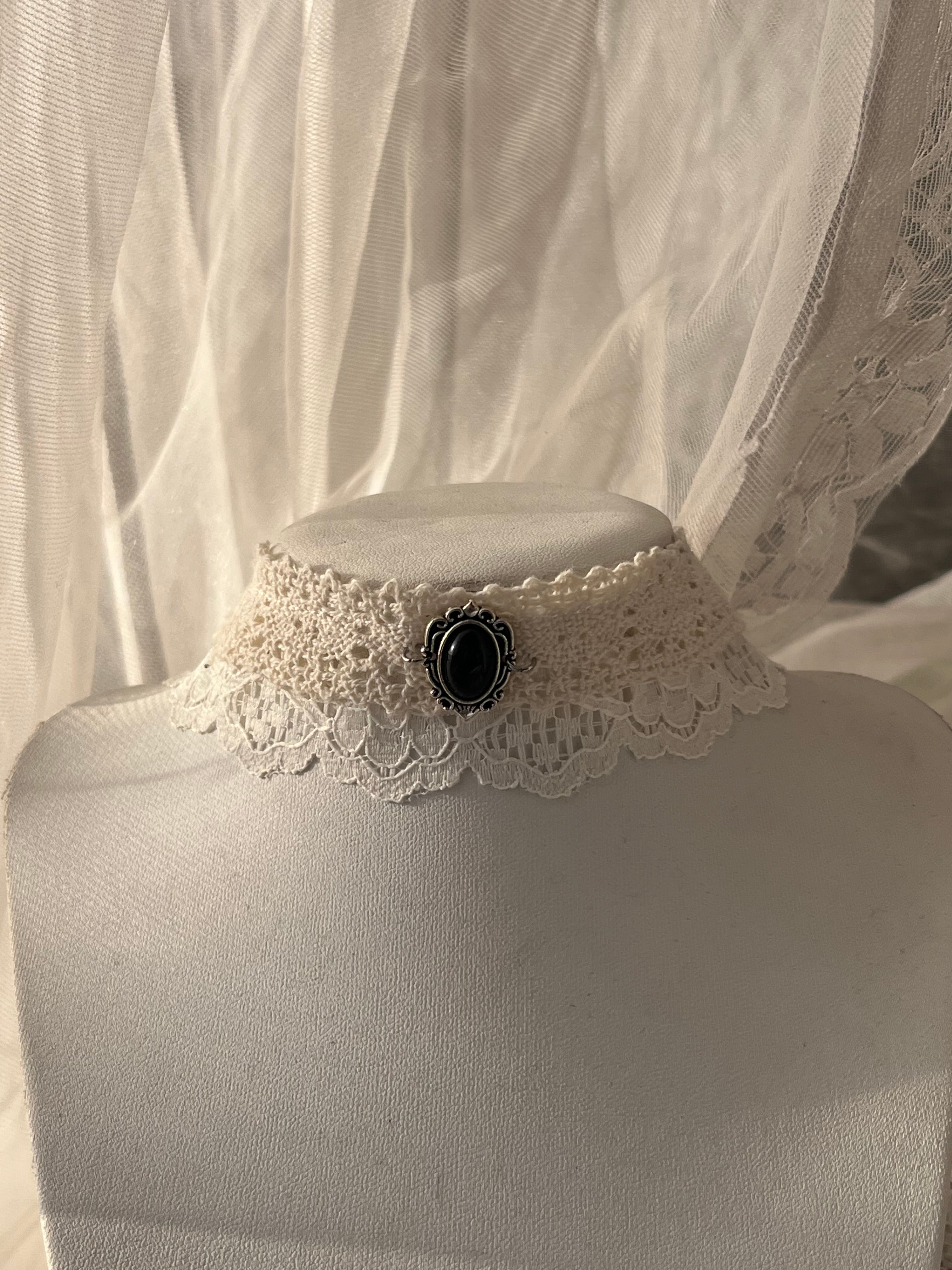 Runaway bride choker ˚˖𓍢ִ໋🦢˚