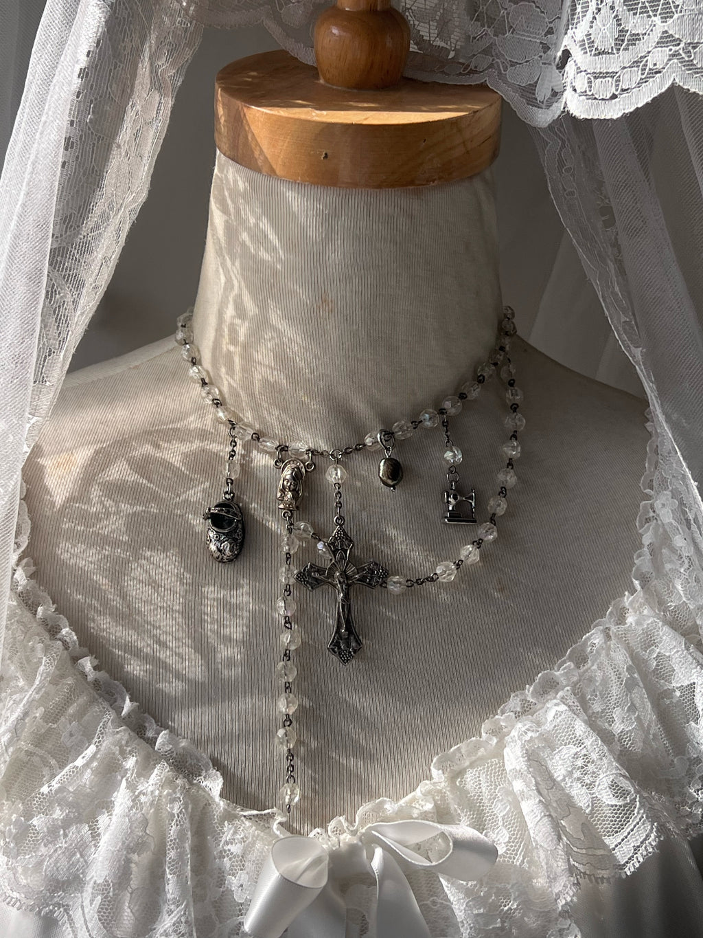 Keeper of trinkets necklace 𐙚₊˚⊹♡ ✃