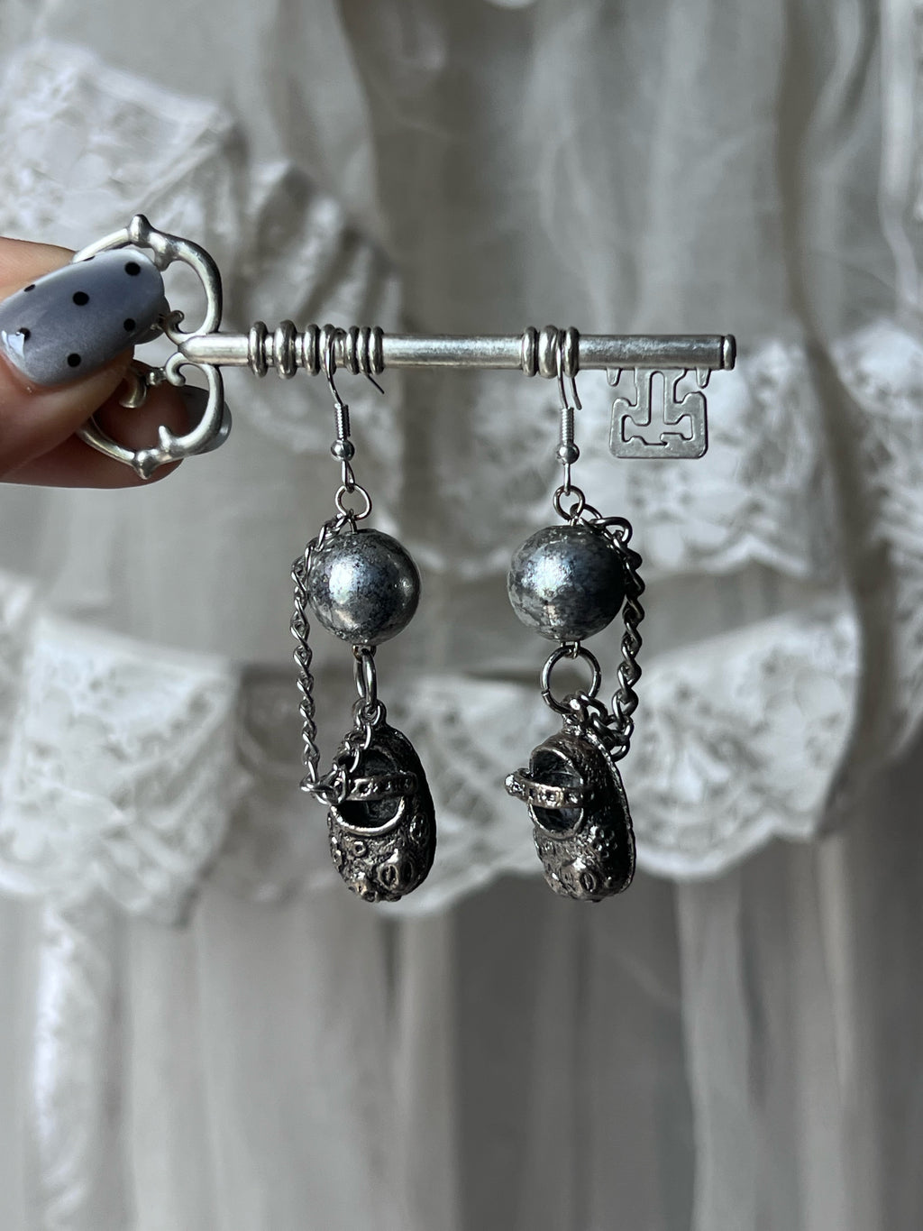 Mary jane earrings ✩°｡🧸