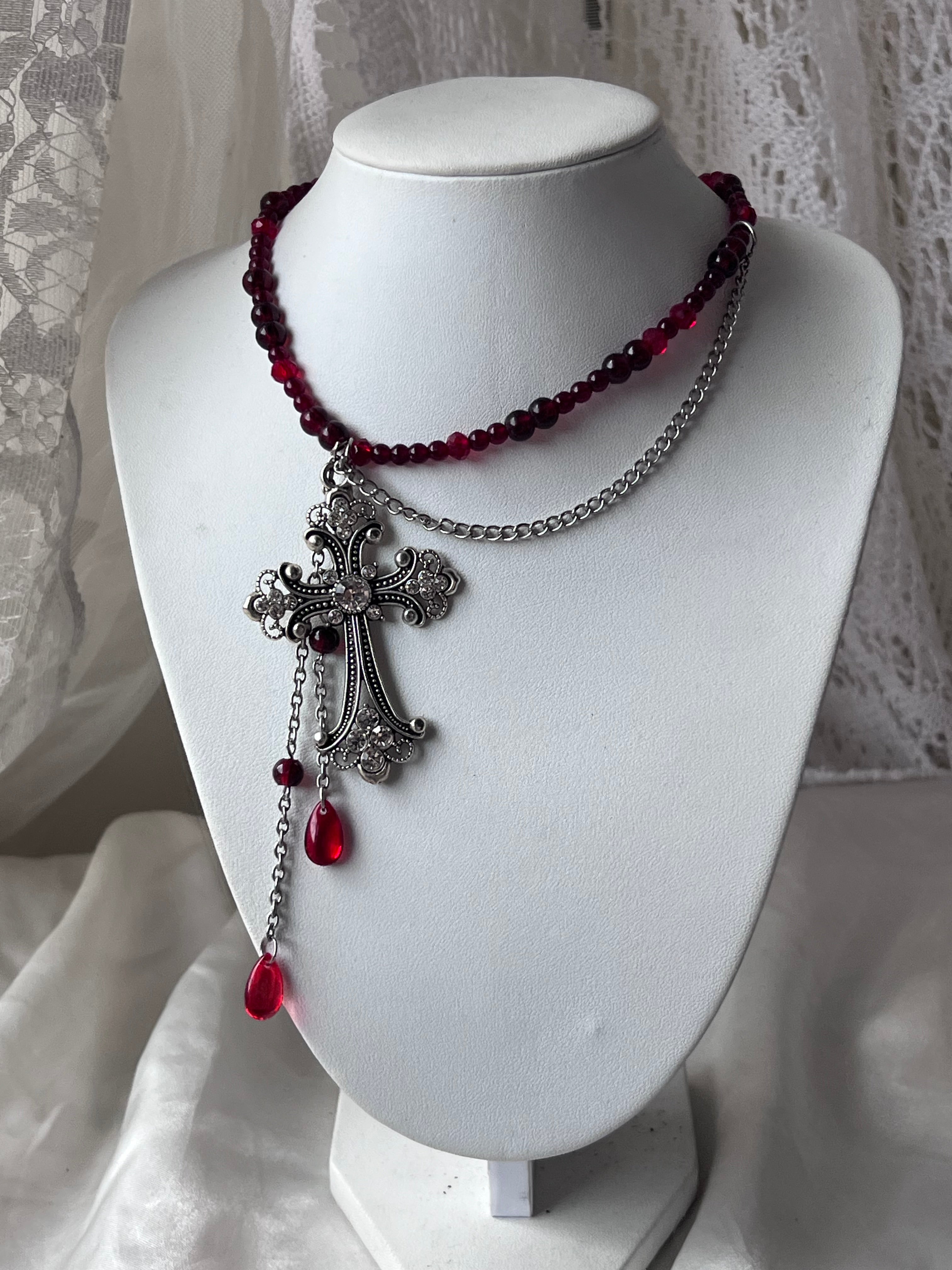 Saint valentine necklace ⋆⁺ ♱🩸₊⋆
