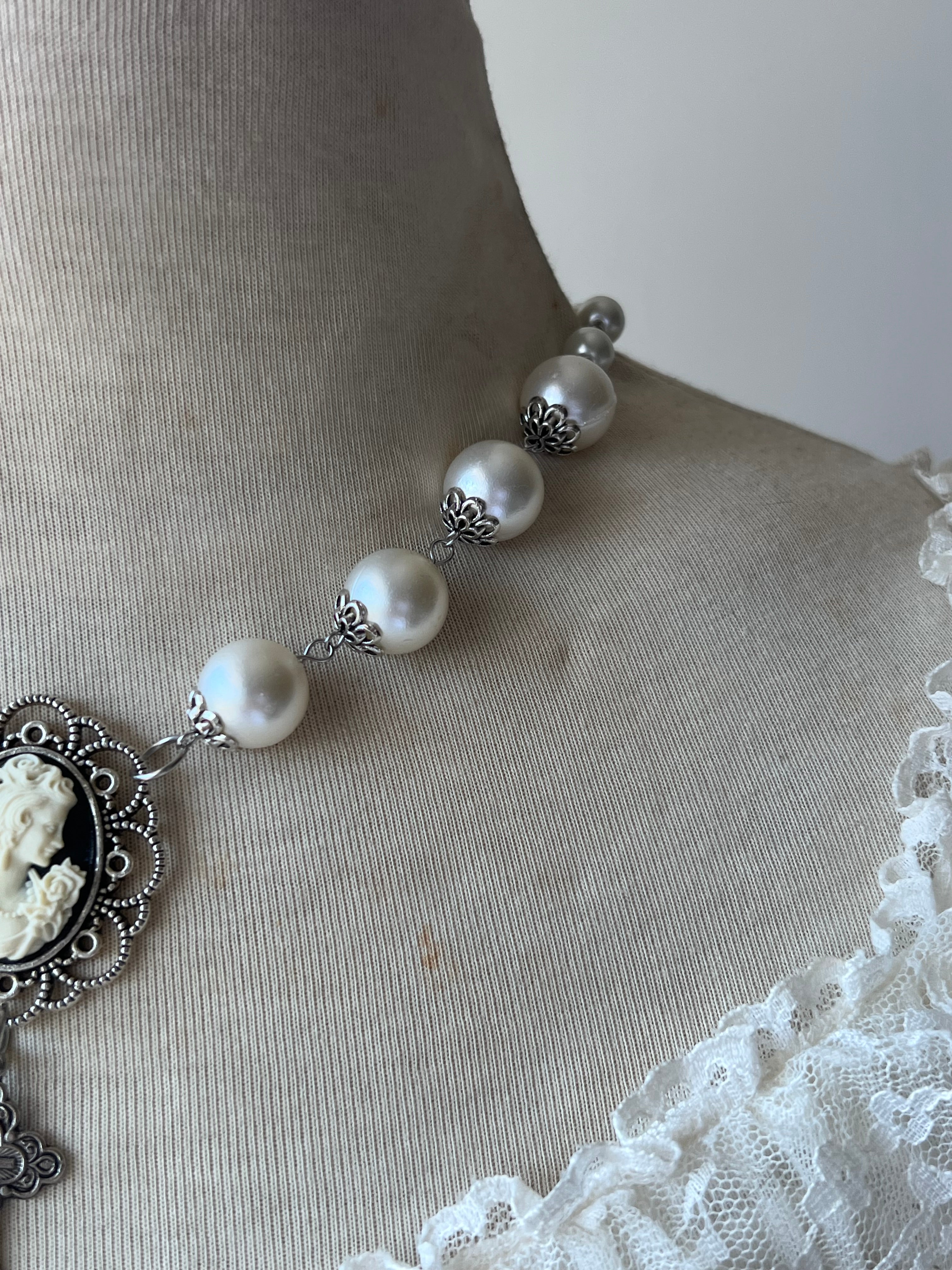 The lost bride necklace 𓂃 ࣪˖ ִֶ♱ ྀིྀ