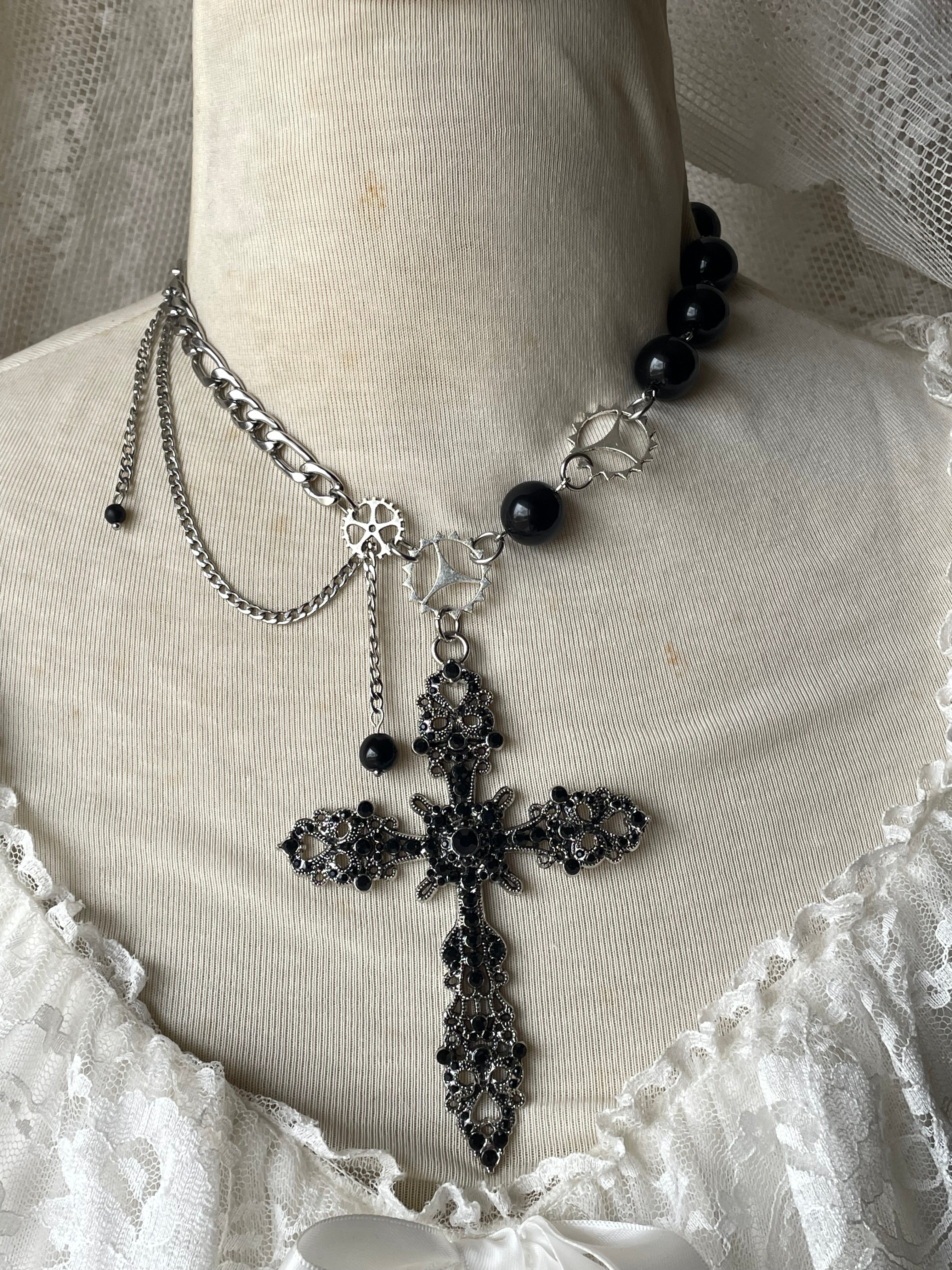 Midnight relic necklace ‎⊹₊☾☽˚｡𓍯