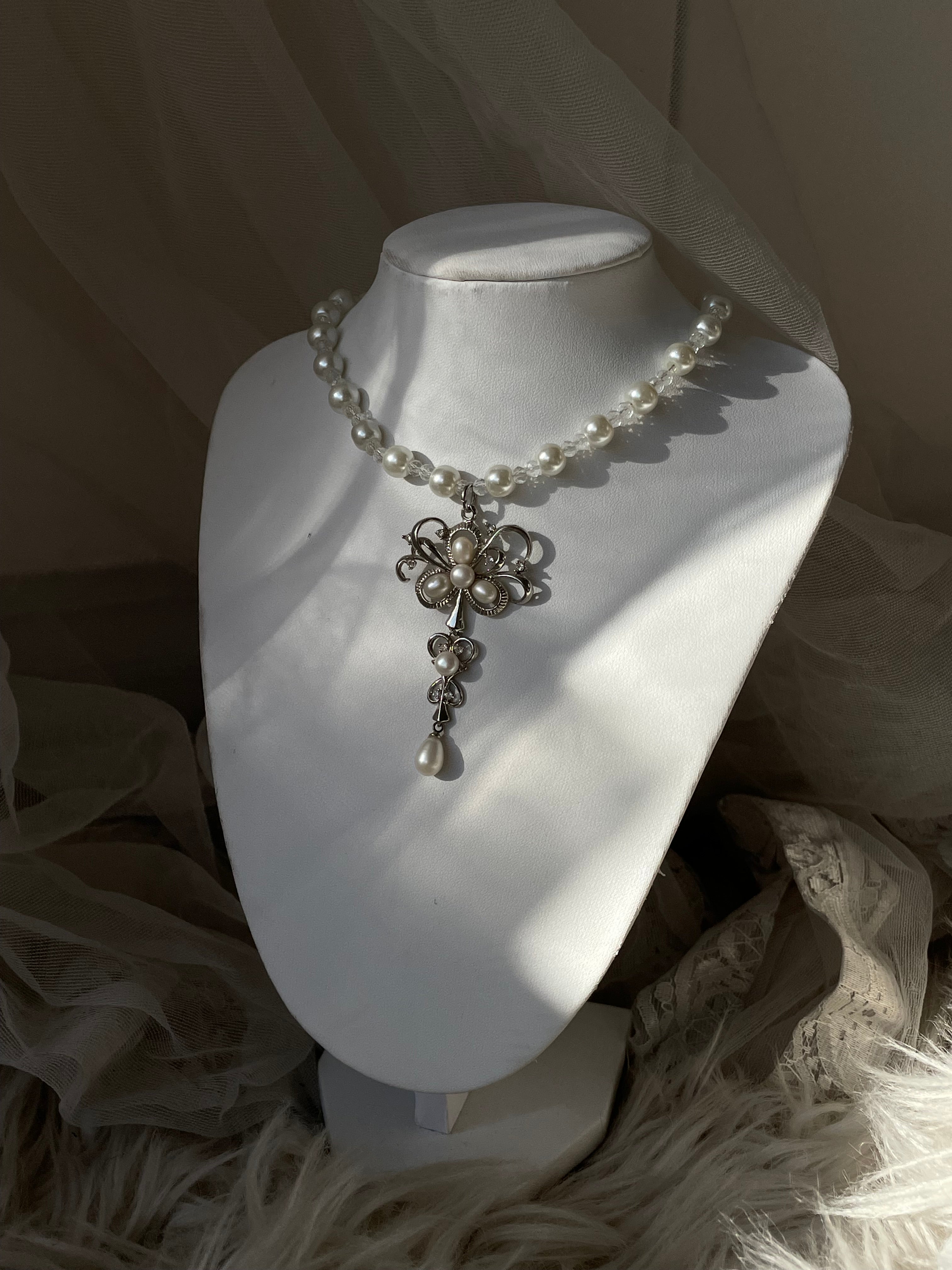 . ⋆ 🀥˚⊹♡Ghostly bride multiply-wear necklace . ⋆ 🀥˚⊹♡