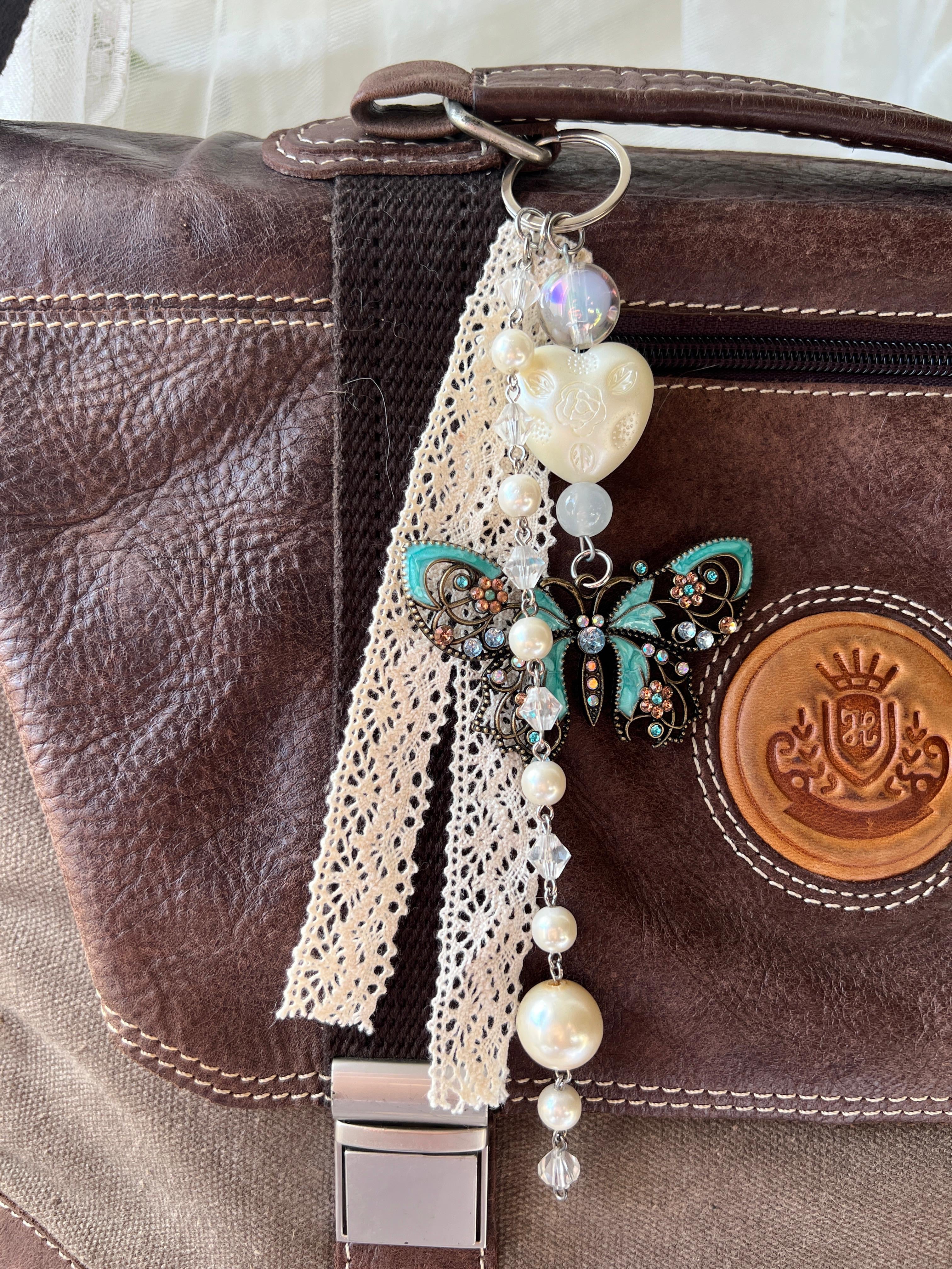 Butterfly keychain 🪽་༘࿐