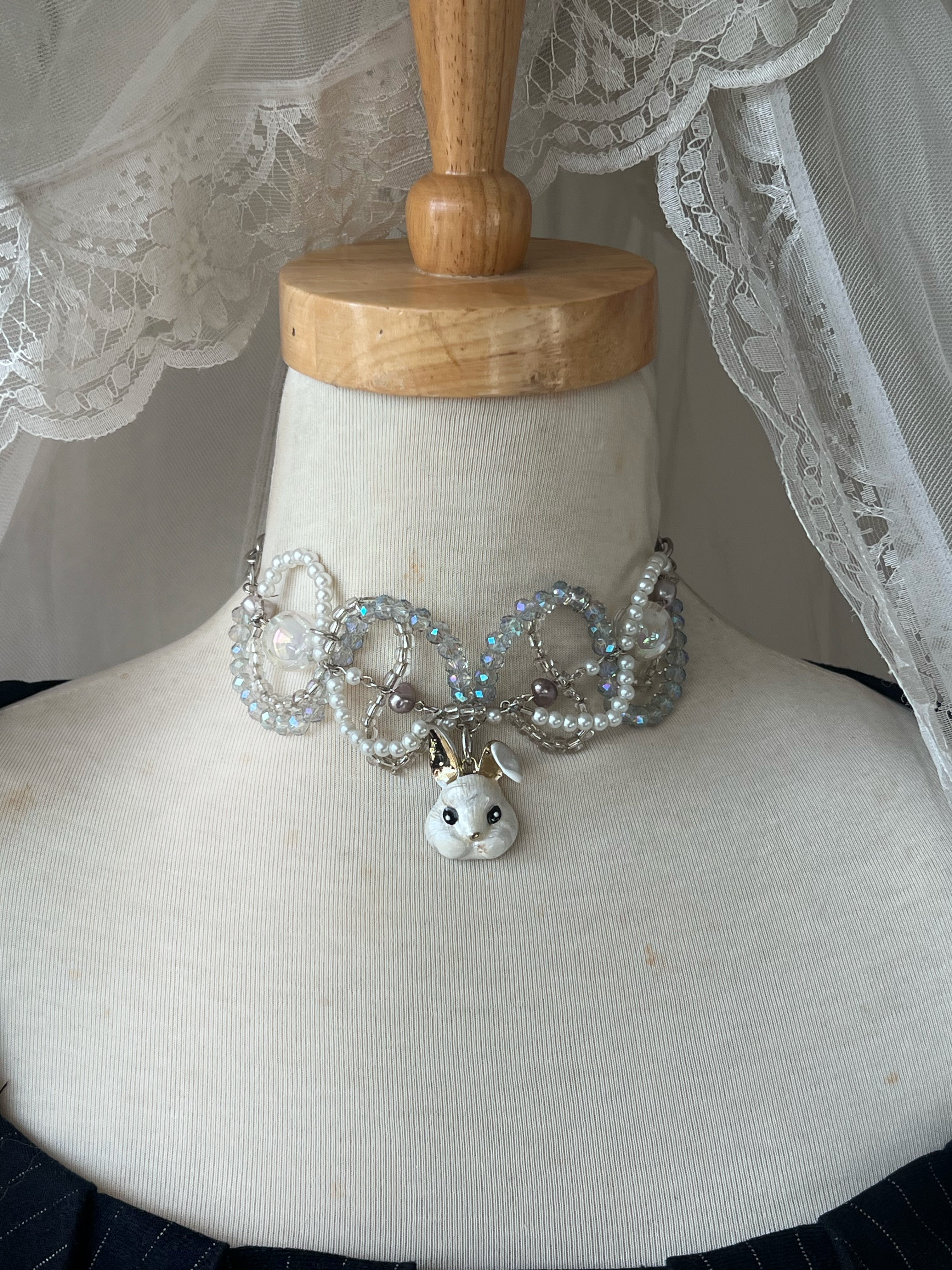 Ghostly companion choker/necklace ִֶָ.🐇 ࣪ ִֶָ🪽་༘࿐