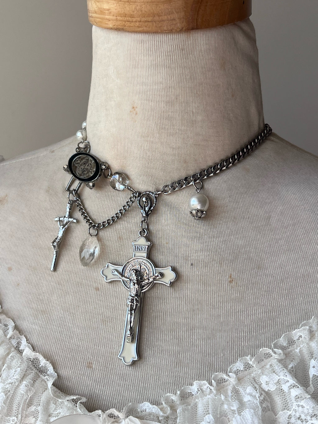 ⋆.° ✟ ⭑Sanctum necklace ⋆.° ✟ ⭑