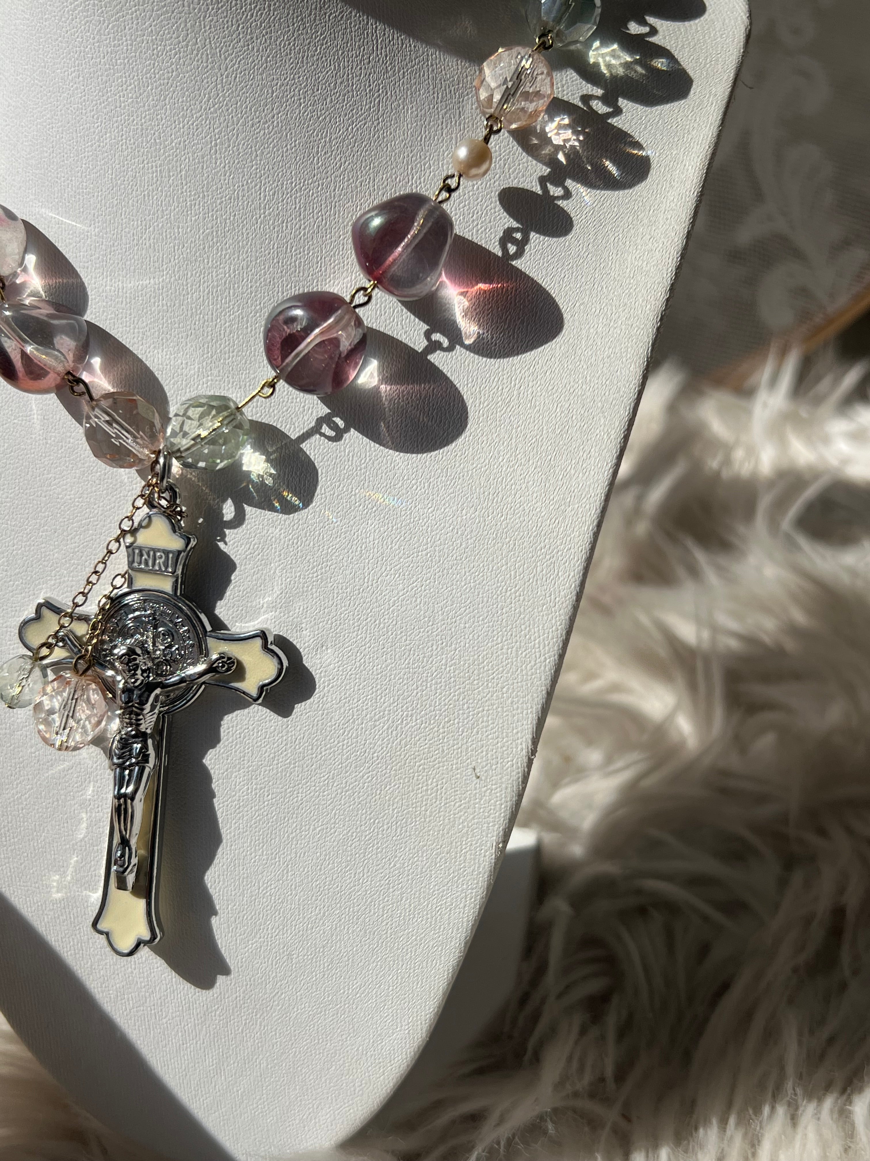 ⋆｡‧☩ ༘⋆°• Glass rosary ‧‧₊˚ ☾. ༘⋆🗡️°•