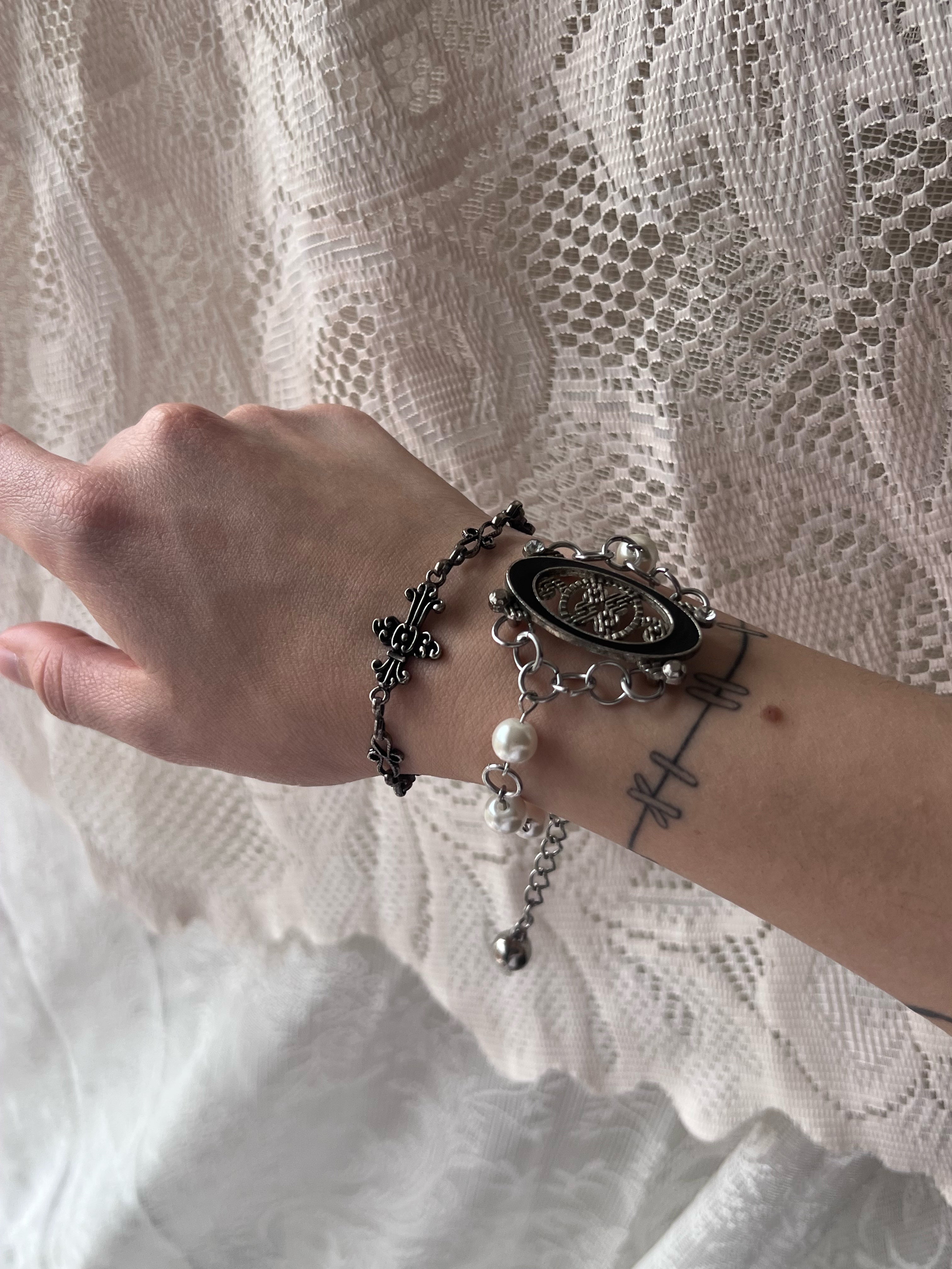 Bracelets relic set . ⋆ 🀥˚⊹♡