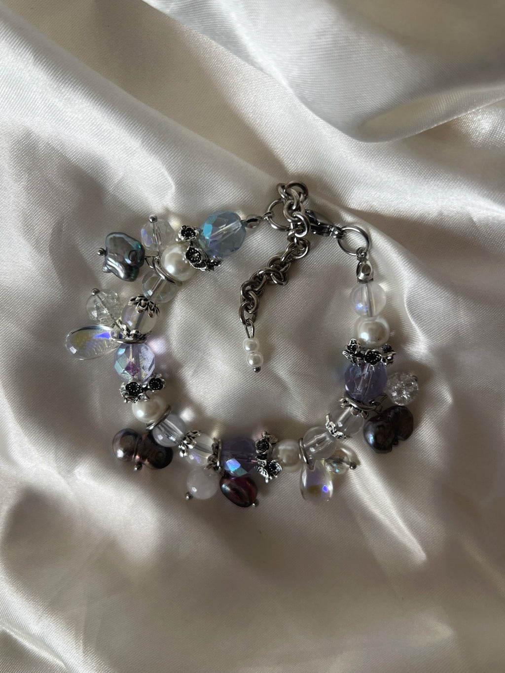 ೃ࿔*:･🕯️♡ Celestial Decay bracelet 🧷⋆.ೃ࿔*:･♡