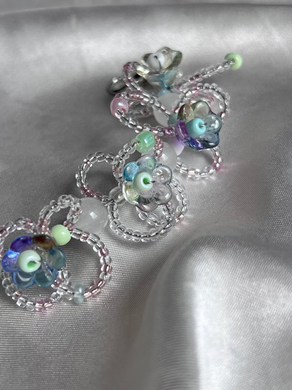 Bloomer bracelet  ๋࣭ ࣪ ˖🎐