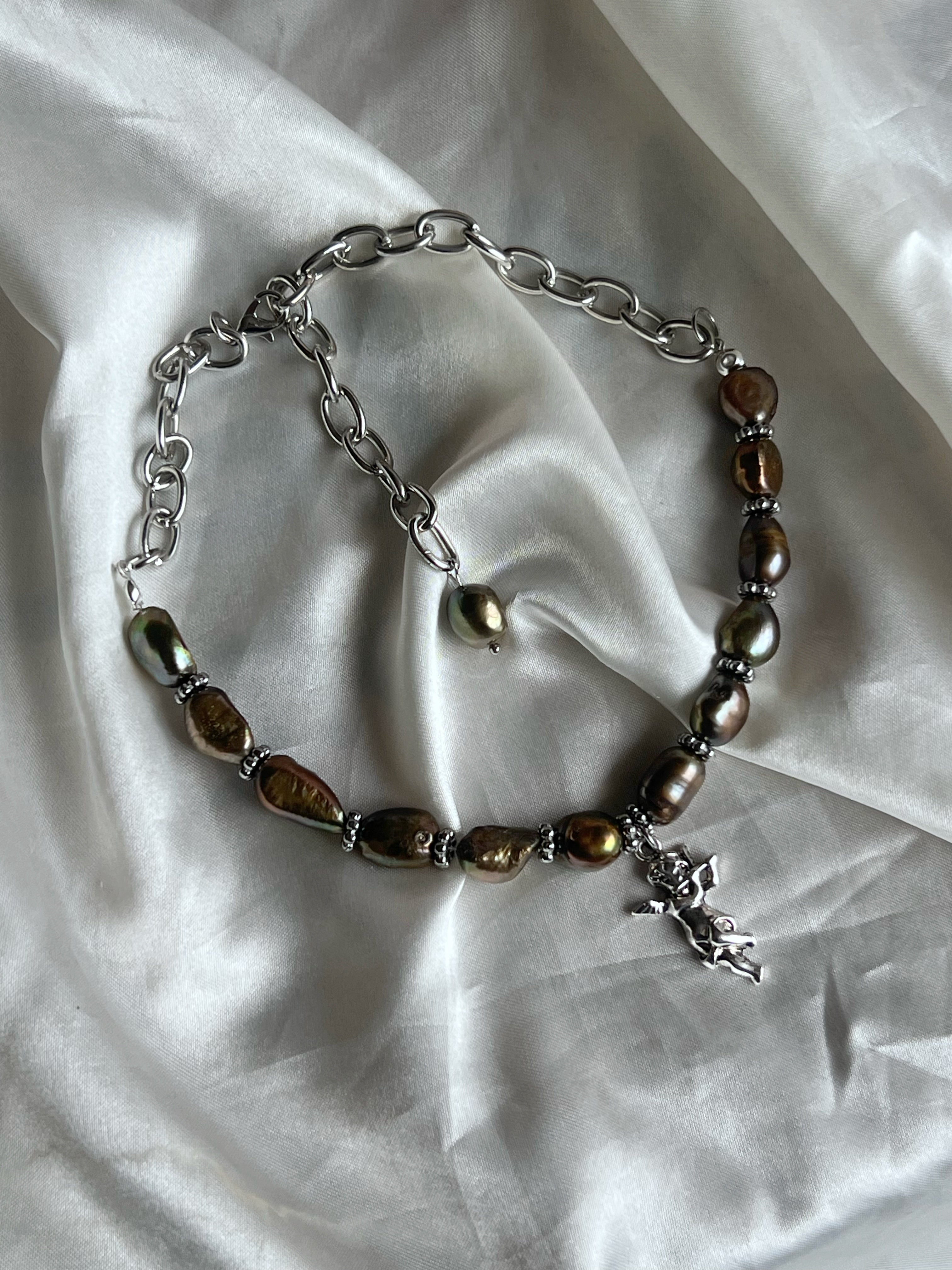 Pearl angel necklace ✦˚ ༘⋆♡｡˚