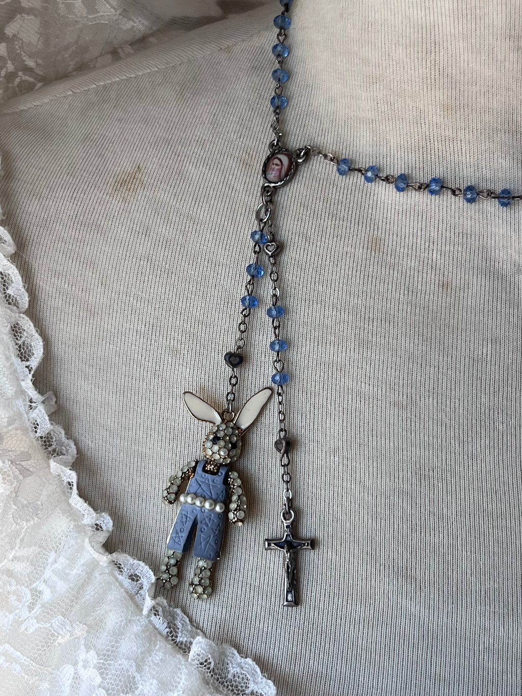 Blue lullaby °‧🫧⋆.🐇་༘࿐