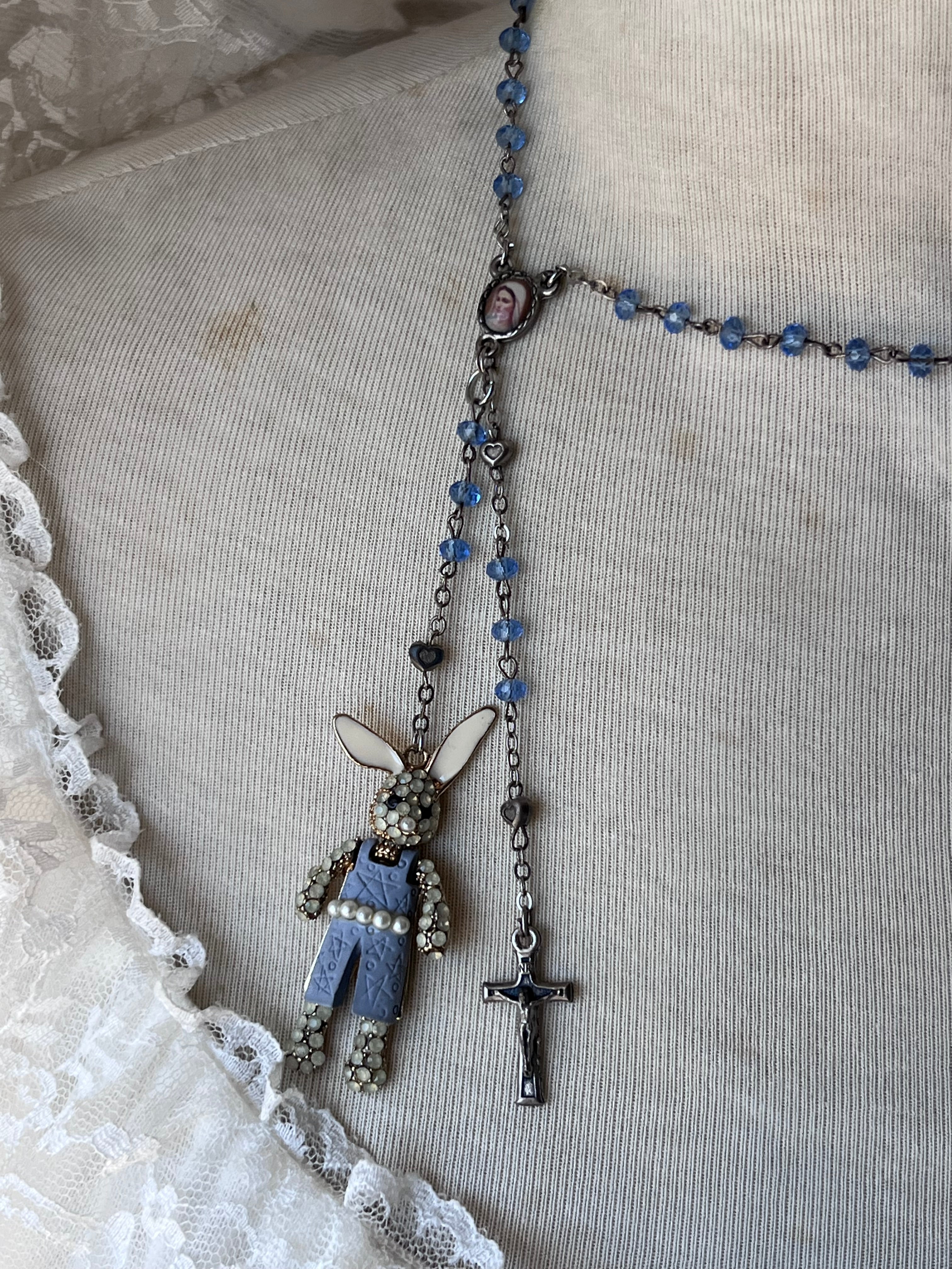 Blue lullaby °‧🫧⋆.🐇་༘࿐