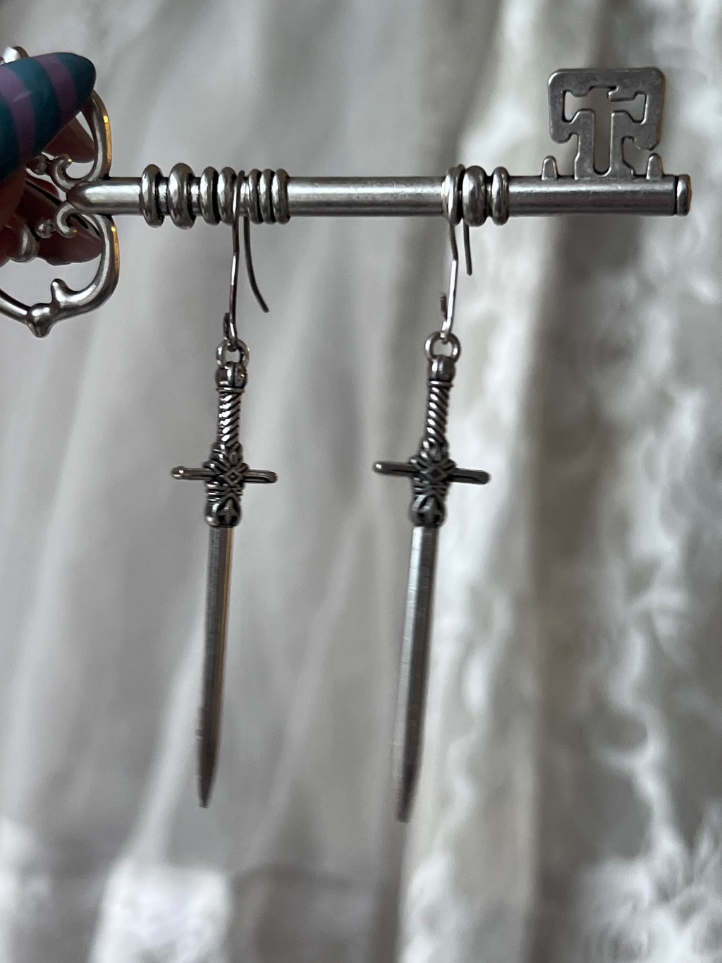 Sword earrings🗡️ ๋࣭ ࣪ ˖