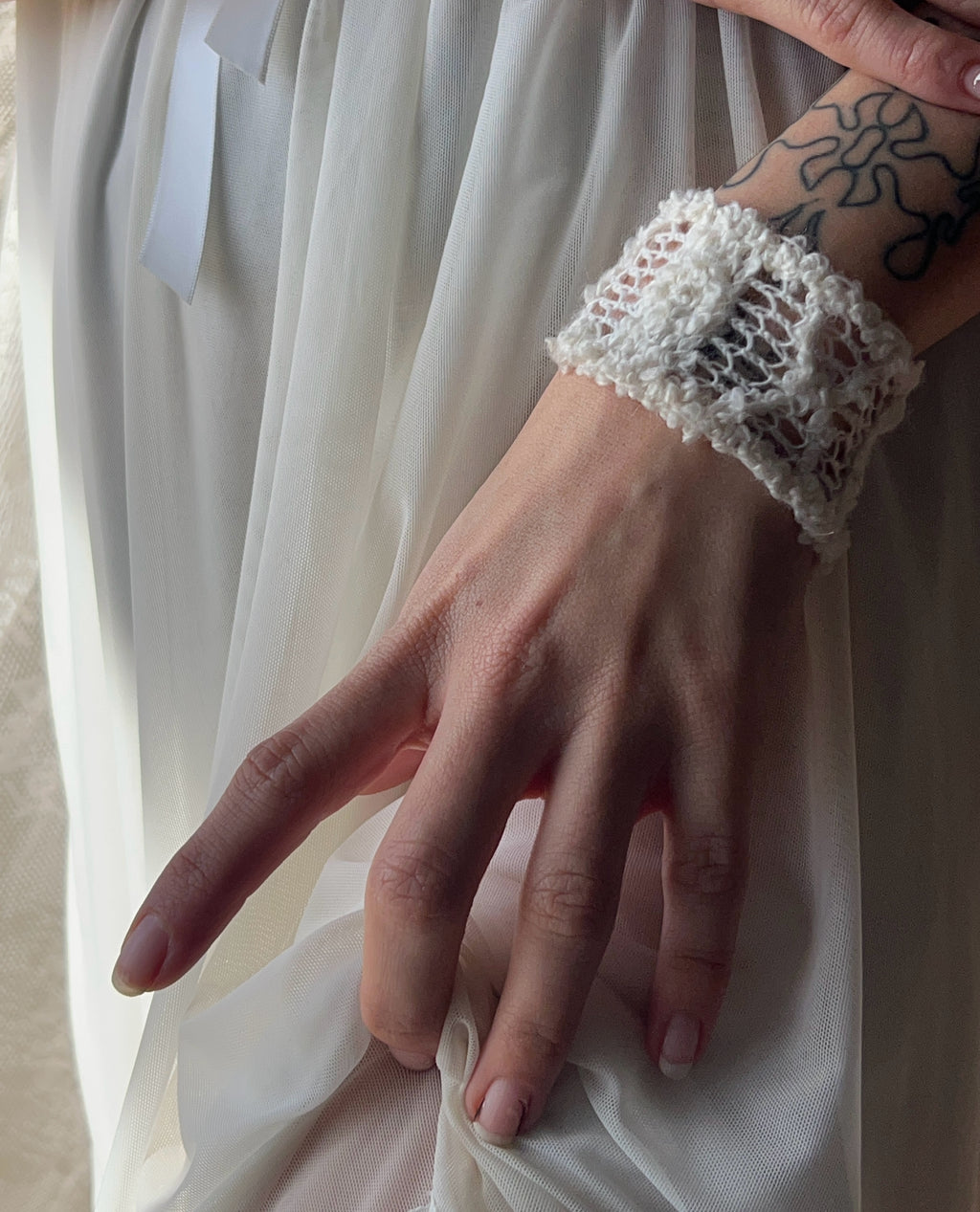 Snow angel cuff ִֶָ.࣪ ִֶָ🪽་༘࿐