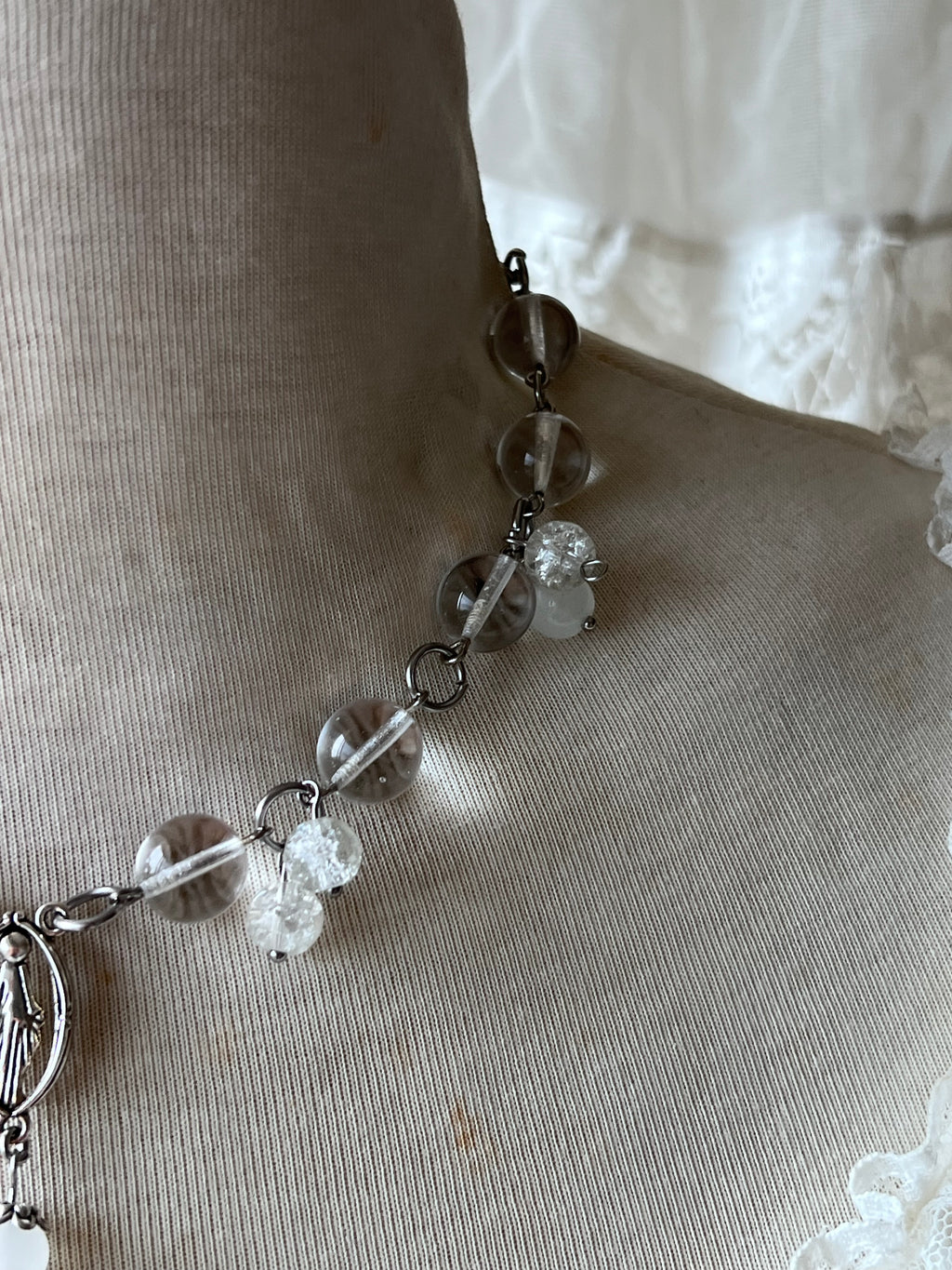 Frost rosary necklace ࣪ ִֶָ🪽་༘࿐