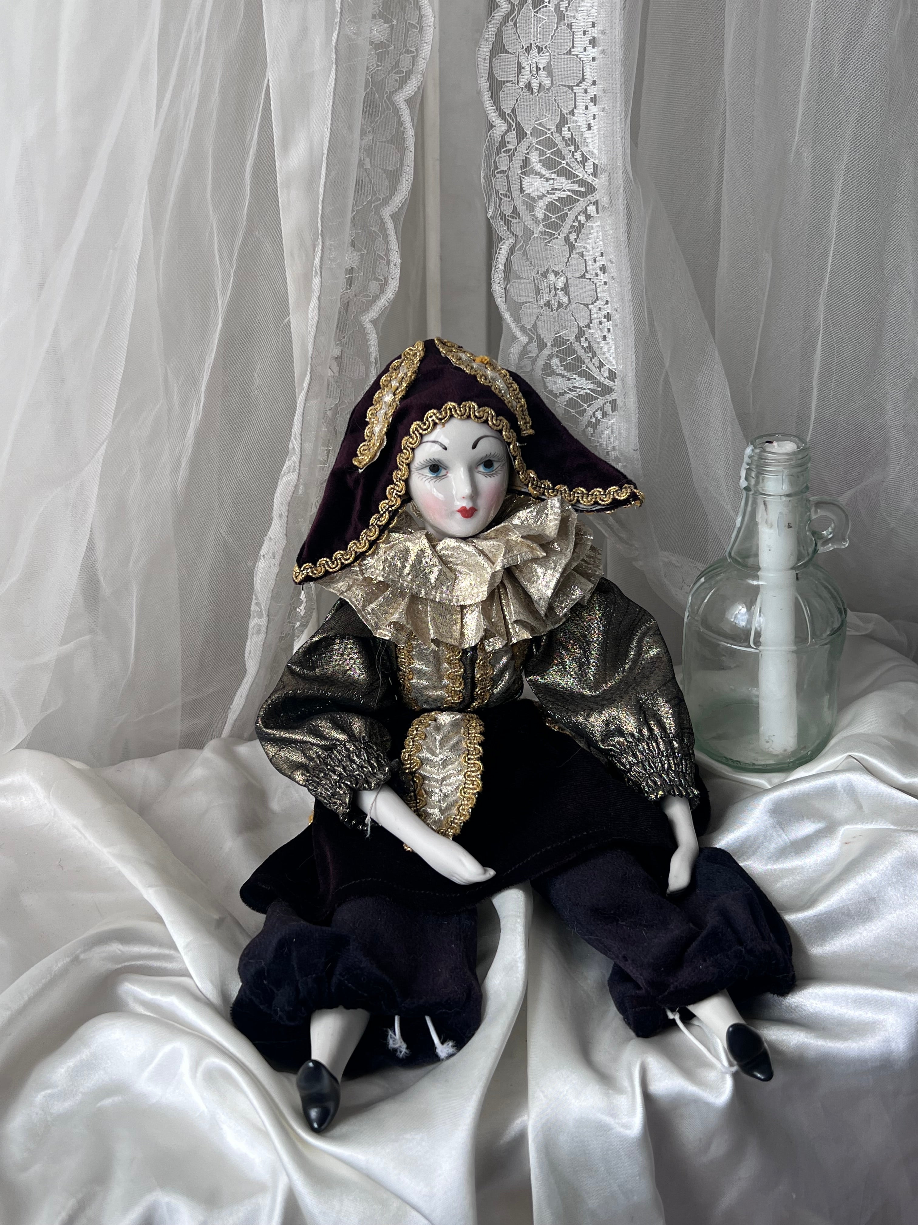 Vintage Porcelain Jester Doll ⋆.˚🃏⋆✮⋆˙