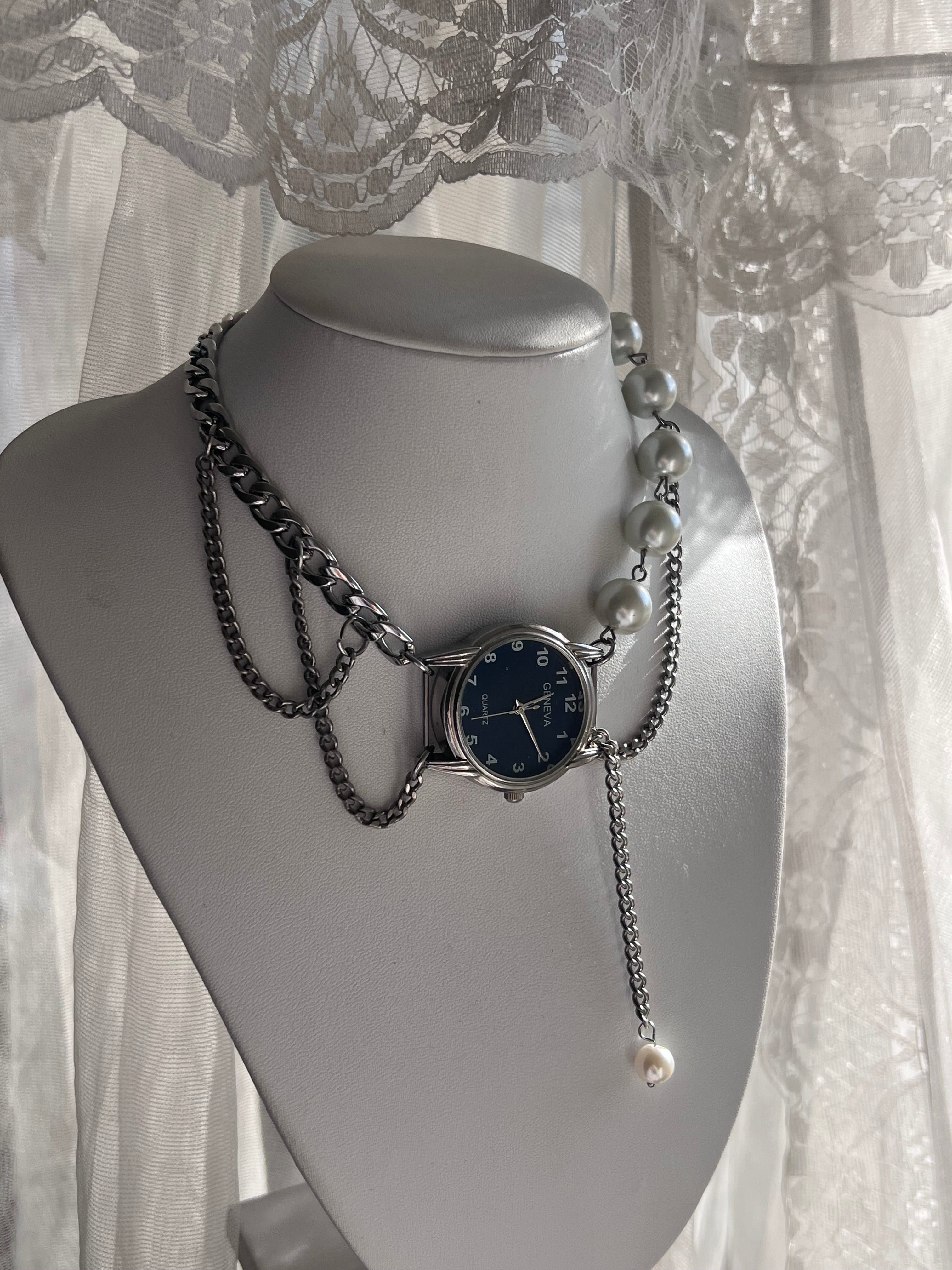 🕰️ 𐙚₊ Phantom watch necklace ⋆.° 𖤉 🕰️ 𐙚₊