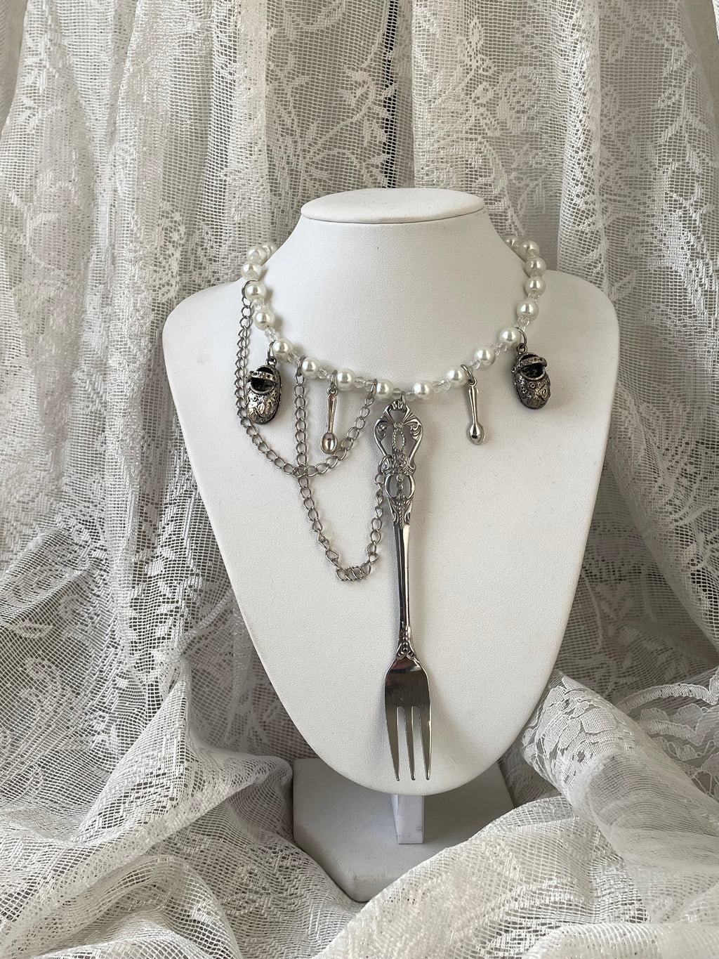 🐇˚｡𓍯 Last bite necklace ‎⊹₊🐇˚｡𓍯