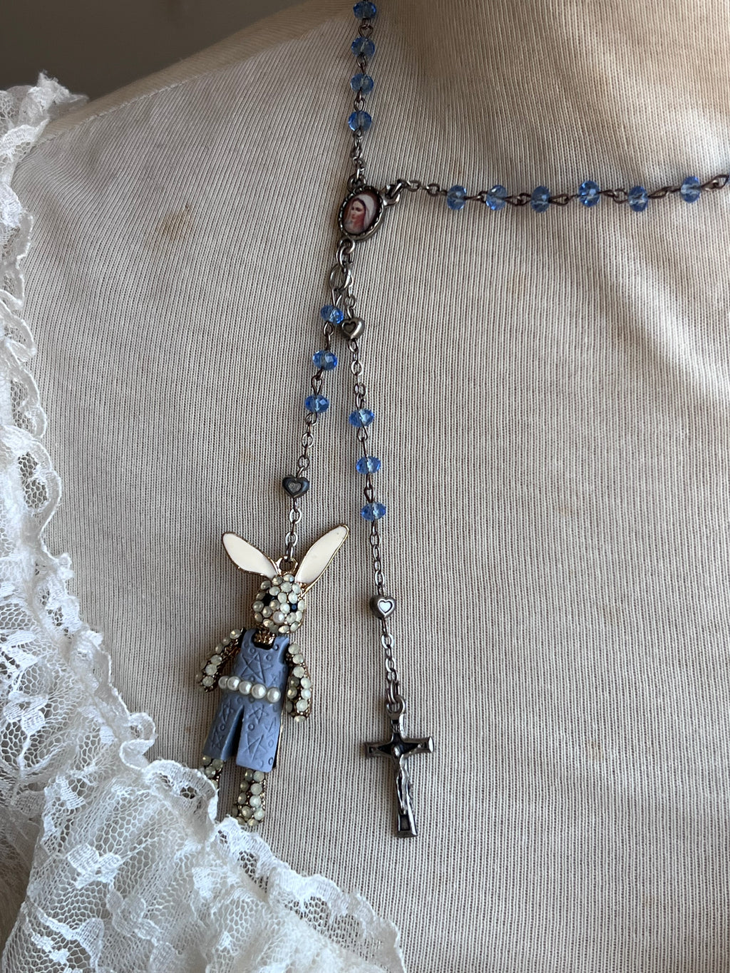 Blue lullaby °‧🫧⋆.🐇་༘࿐