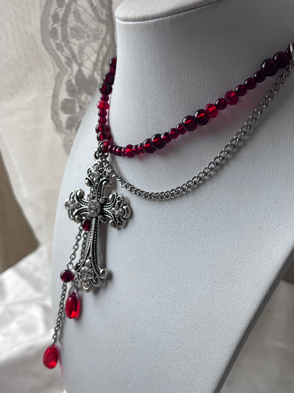 Saint valentine necklace ⋆⁺ ♱🩸₊⋆