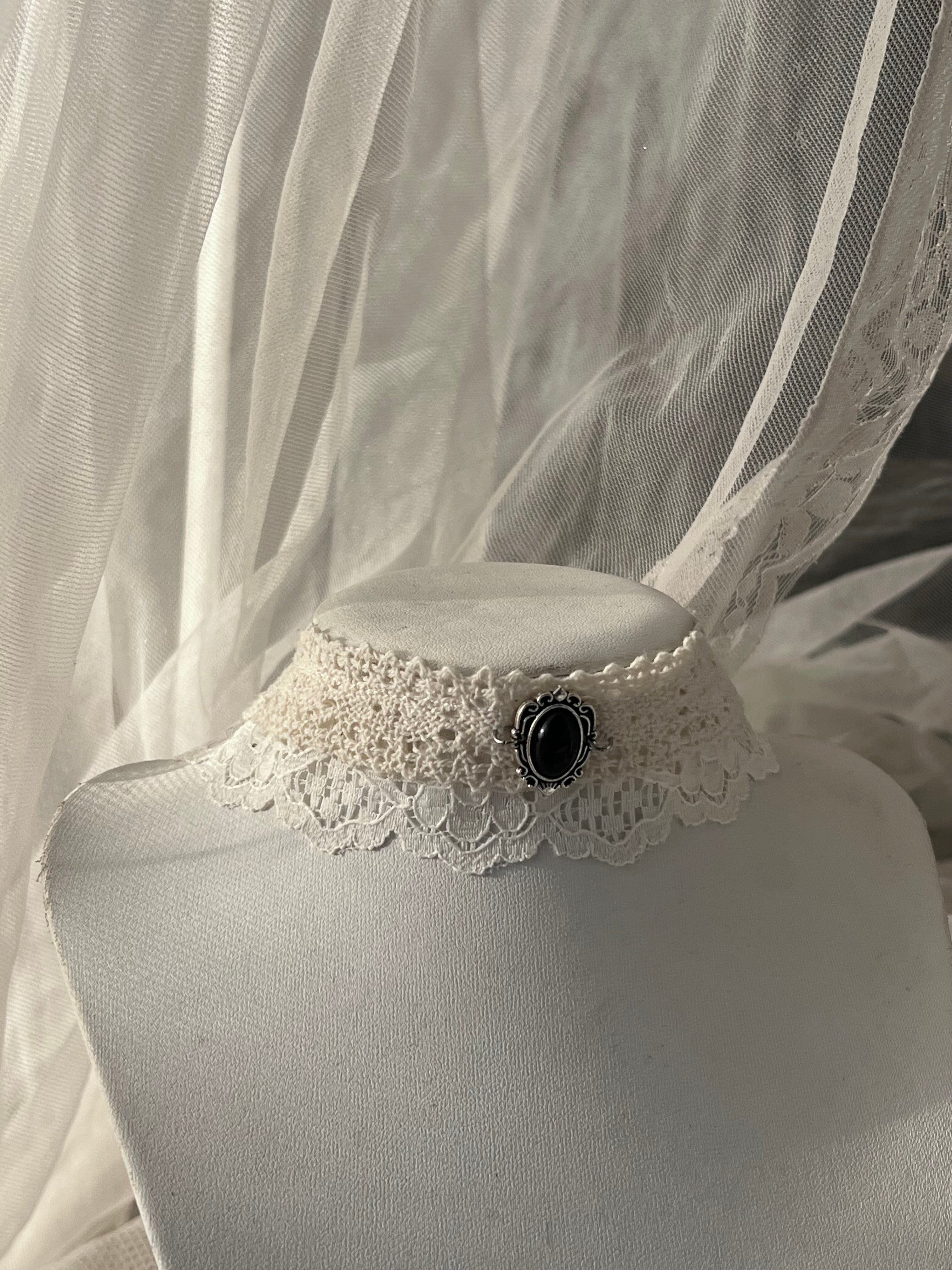 Runaway bride choker ˚˖𓍢ִ໋🦢˚