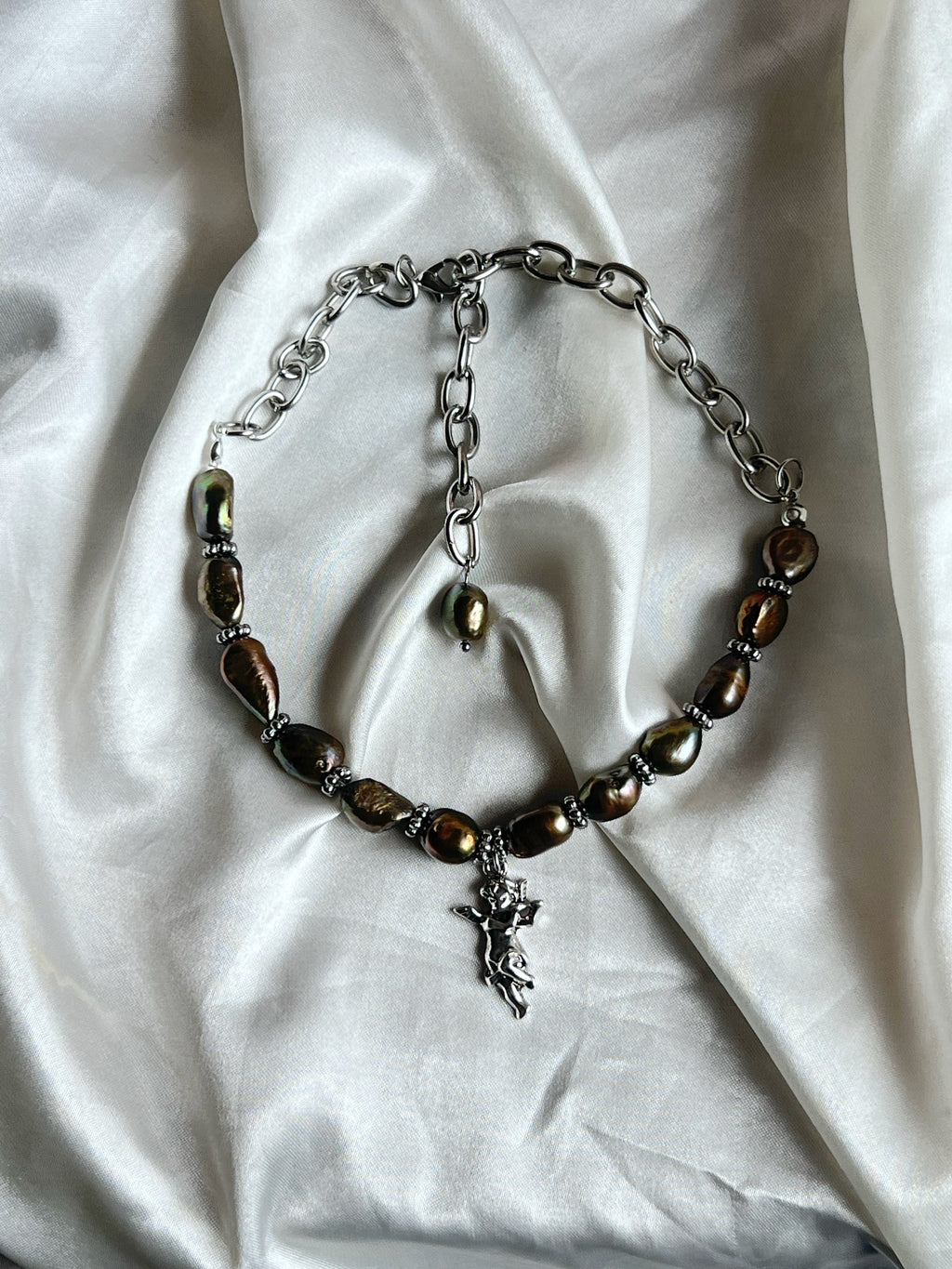 Pearl angel necklace ✦˚ ༘⋆♡｡˚