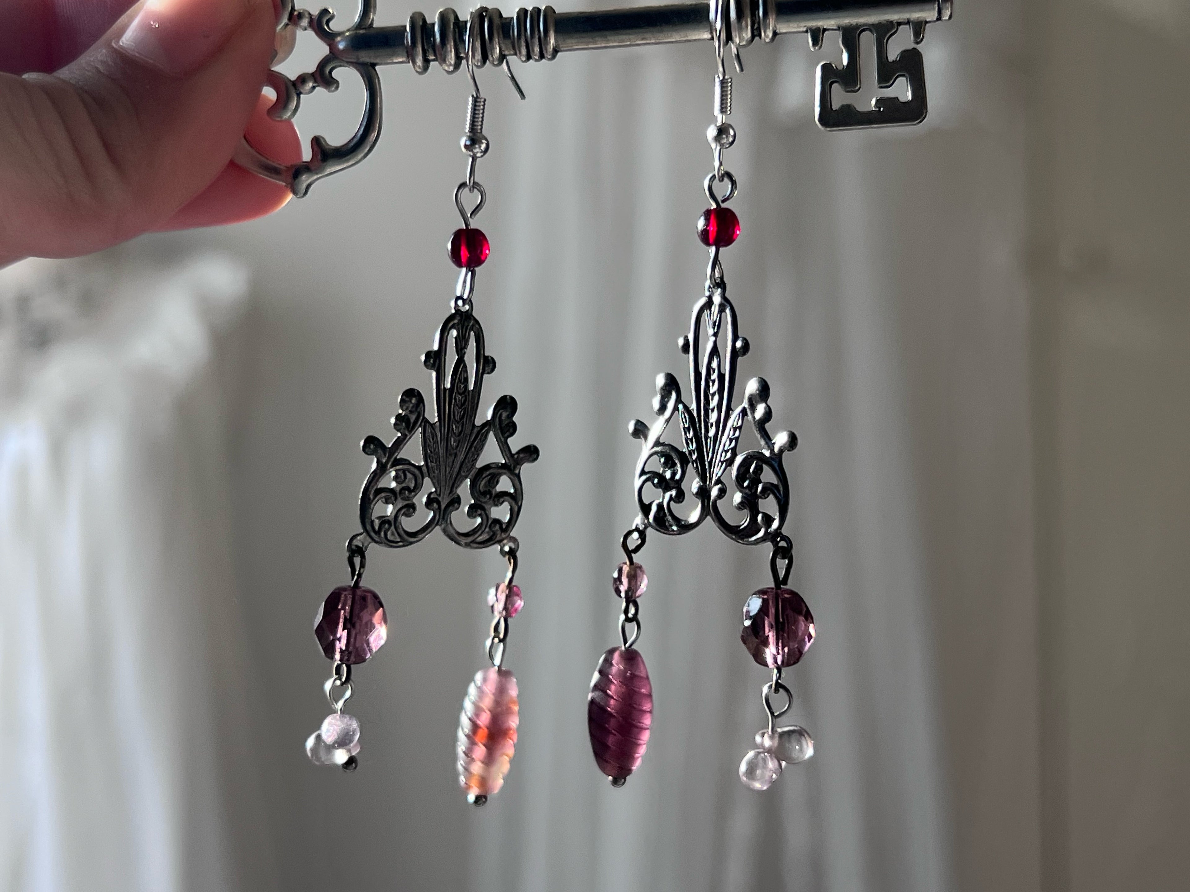 Crimson earrings 🀥˚⊹♡