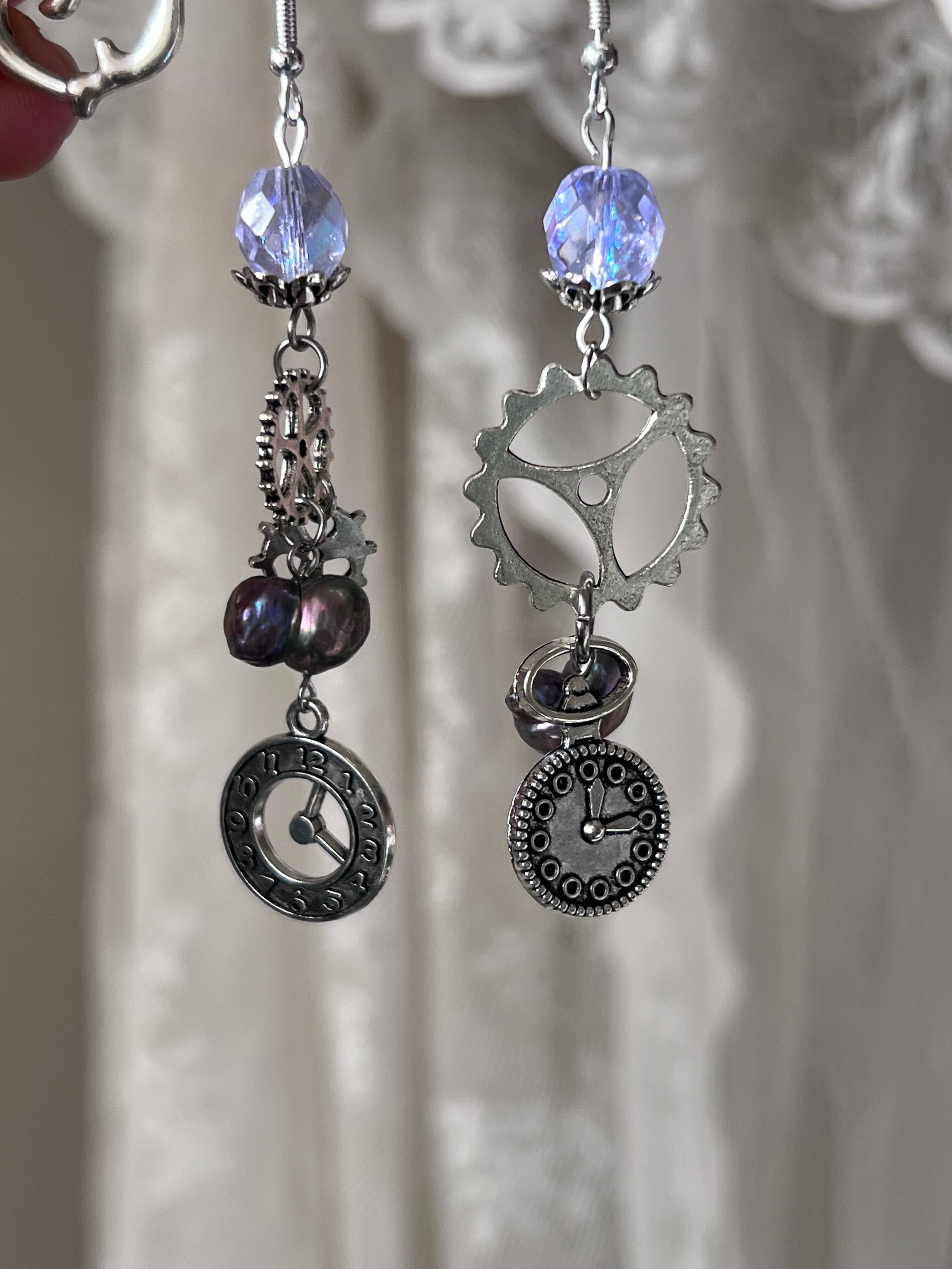 Ticking in violet earrings⋆.˚🪻༘⋆⚙️