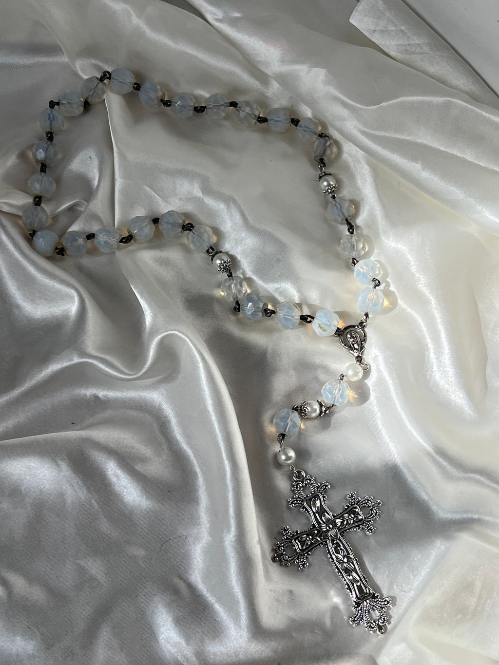 Opaline Grace rosary/necklace ๋࣭ ࣪ ˖🎐