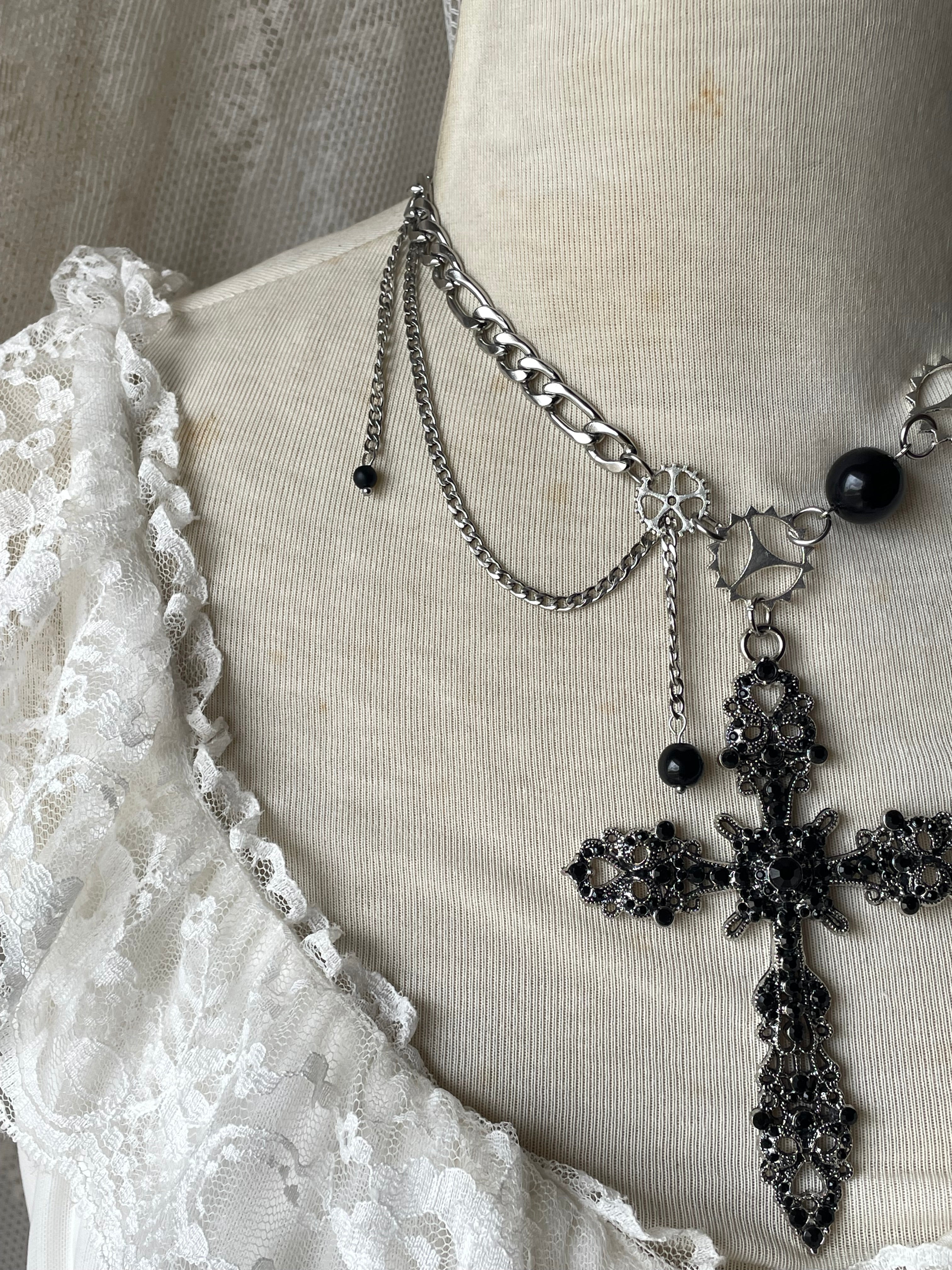 Midnight relic necklace ‎⊹₊☾☽˚｡𓍯