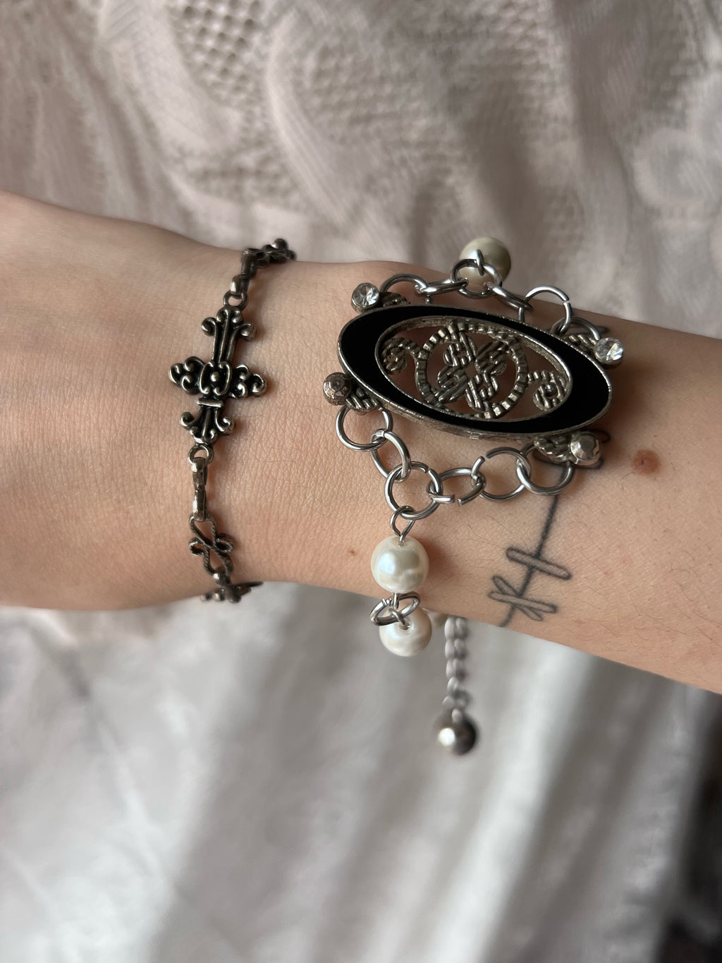 Bracelets relic set . ⋆ 🀥˚⊹♡