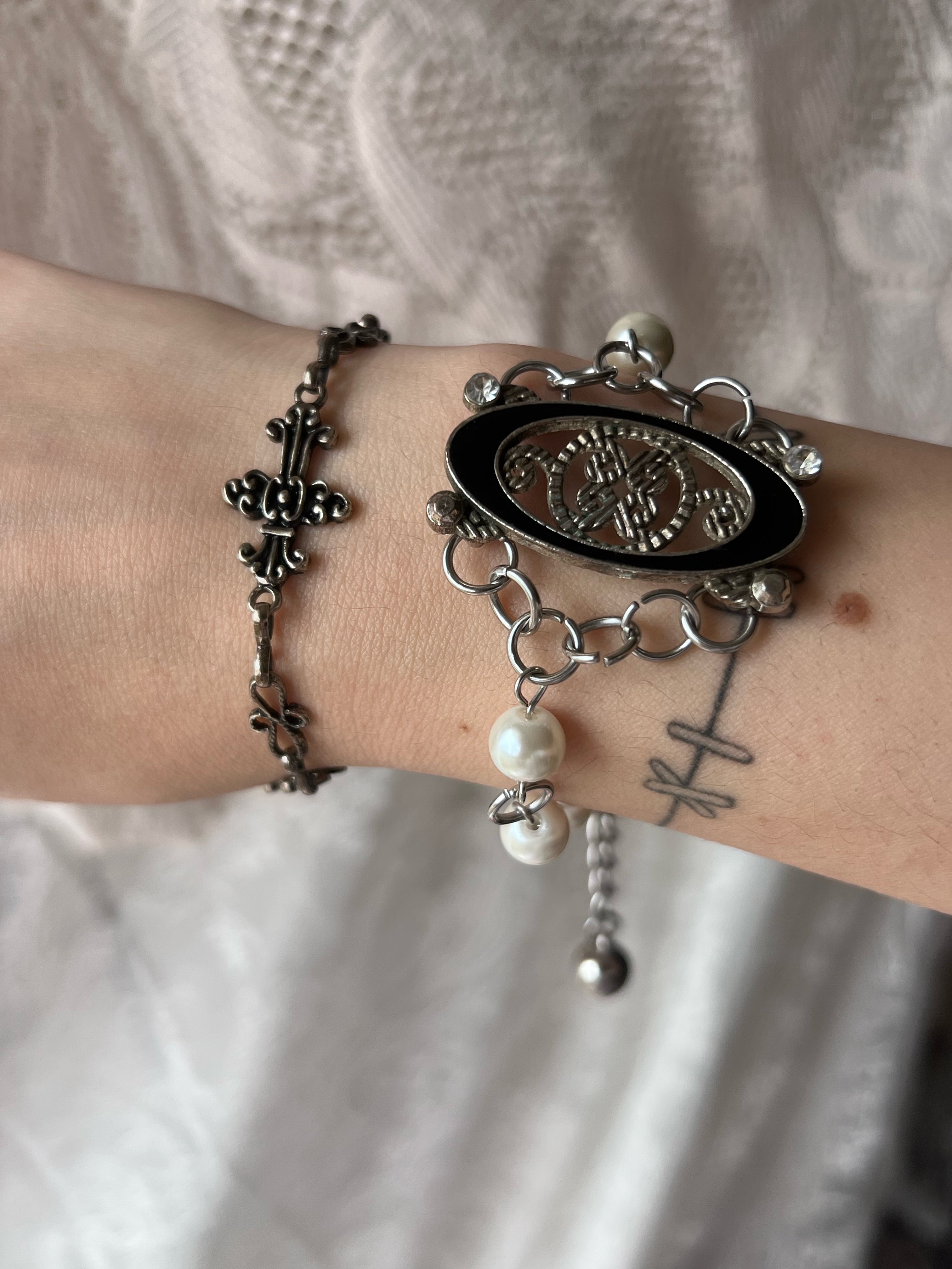 Bracelets relic set . ⋆ 🀥˚⊹♡